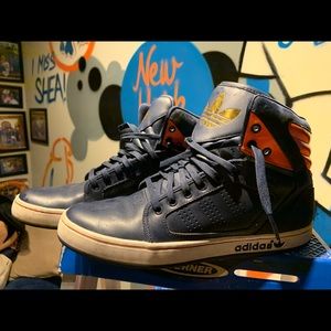 Blue/Orange height top Adidas ..